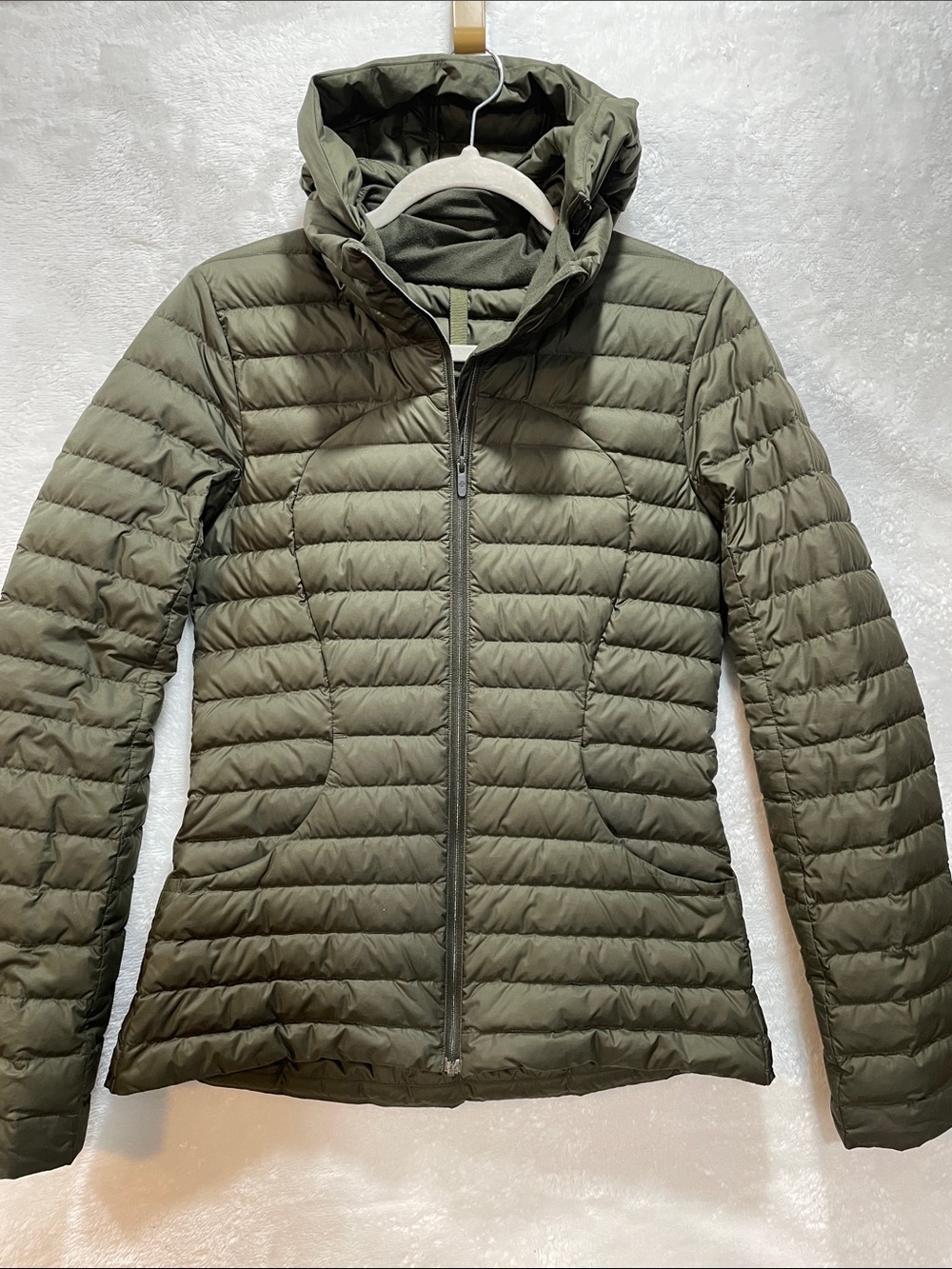 LuluLemon Down Puffer Jacket Size 4 Olive Green Quilted Hooded
